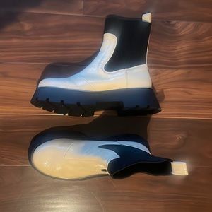 Circus by Sam Edelman Lug Chelsea Boot